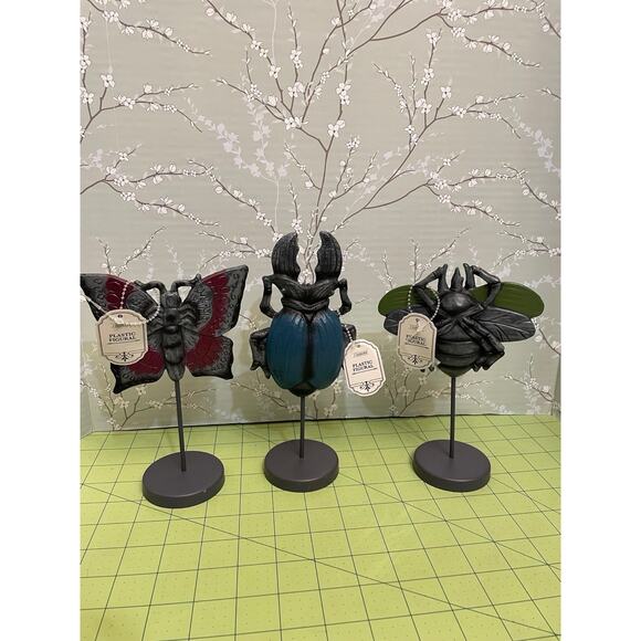 Garden Insects Figures Figural Stakes Signs Plaques Stands Beetles Lot Of Three - Picture 1 of 10